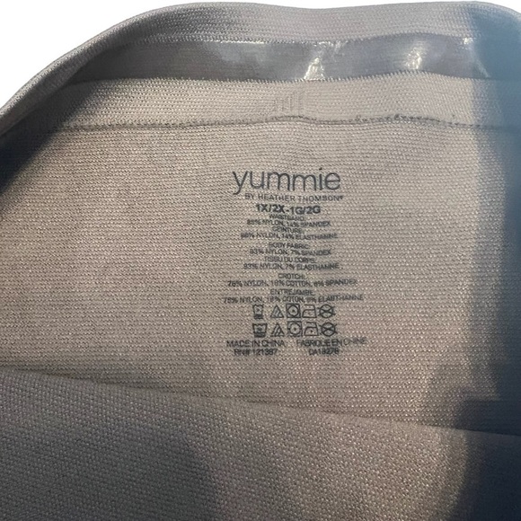 🌺Mixed Lot of 3 YUMMIE by Heather Thomas Shape-wear Size 1X / 2X🌺 - Picture 6 of 6